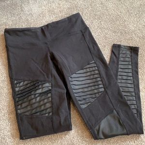 Black Alo Yoga Moto Leggings